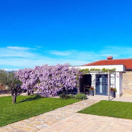Casa Miranda - Family Comfort In A Quiet Area, Near The Sea, With Bbq And Free Parking Zgornje Skofije Εξωτερικό φωτογραφία