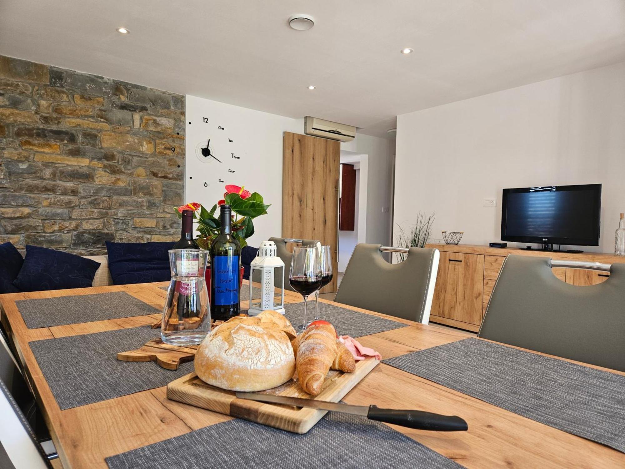 Casa Miranda - Family Comfort In A Quiet Area, Near The Sea, With Bbq And Free Parking Zgornje Skofije Εξωτερικό φωτογραφία